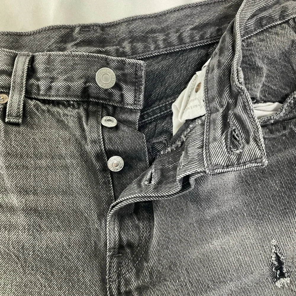 Levi's 501 Cutoff Shorts Womens Size 29 Black Faded Denim Frayed 201